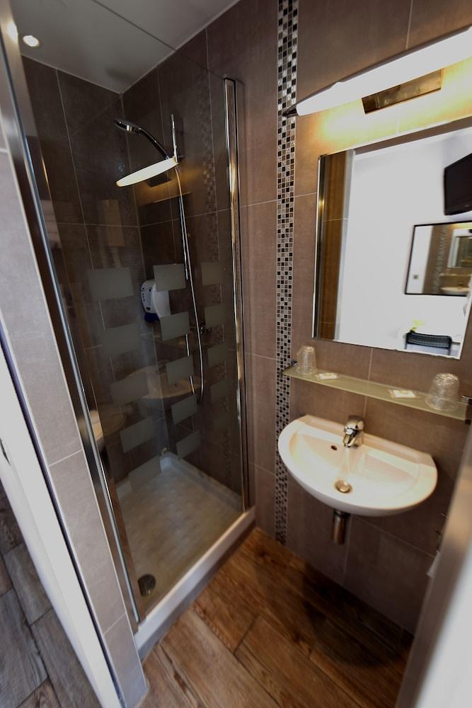 Hotel Le Daum Paris Bagian luar foto